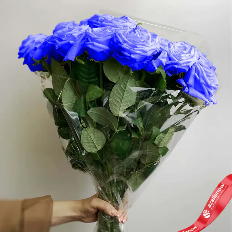 Фото 1: 15 синих роз в пленке. Сервис доставки цветов AzaliaNow