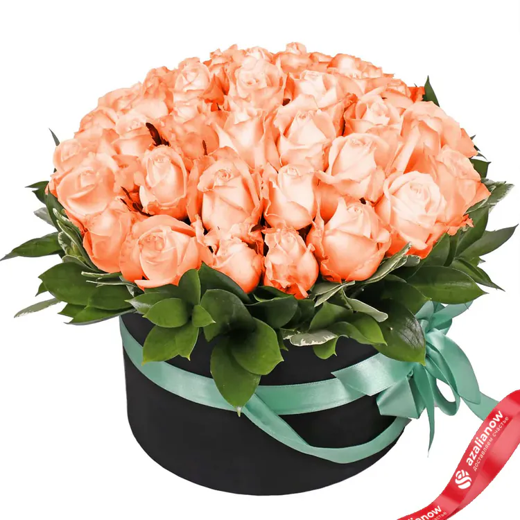Фото 1: 47 оранжевых роз в шляпной коробке. Сервис доставки цветов AzaliaNow