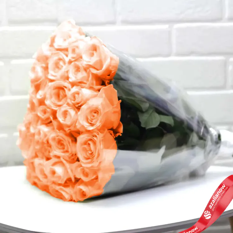 Фото 1: 51 оранжевая роза в пленке. Сервис доставки цветов AzaliaNow