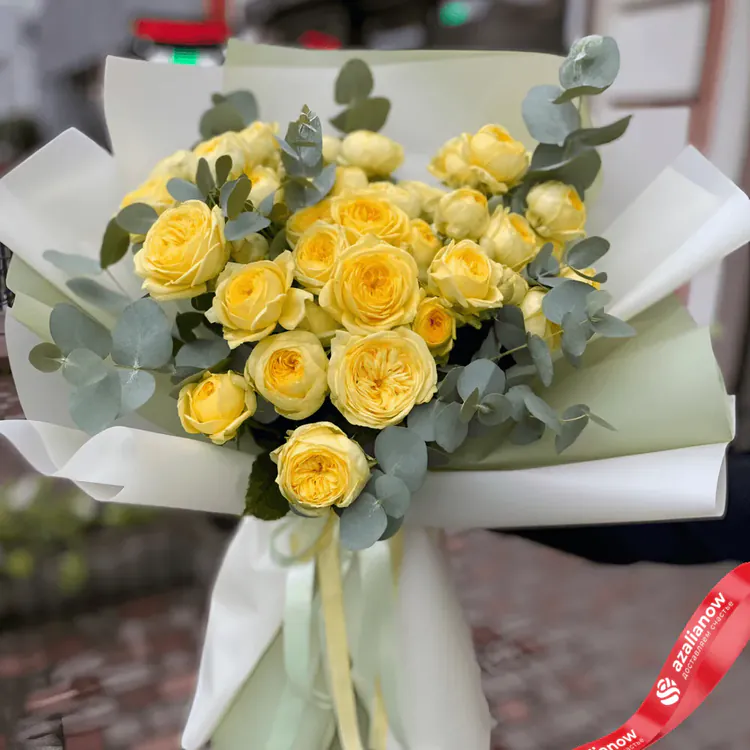 Желтые пионовидные розы фото