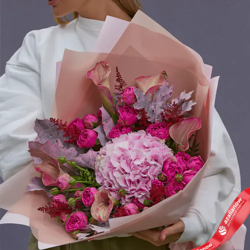Фото 2: Лувр. Сервис доставки цветов AzaliaNow