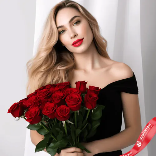 Фото 1: 25 красных роз. Сервис доставки цветов AzaliaNow