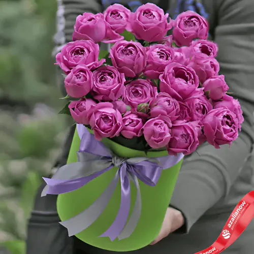 Фото 2: 11 розовых пионовидных роз в коробке. Сервис доставки цветов AzaliaNow
