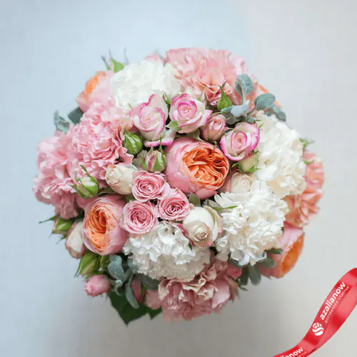 Фото 1: Букет невесты с пионовидными розами. Сервис доставки цветов AzaliaNow